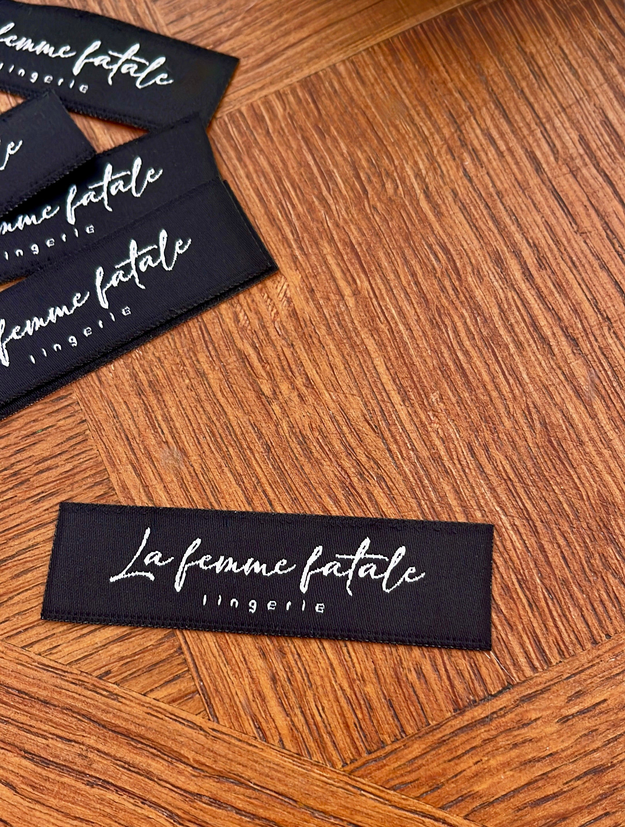 La femme fatale lingerie collection-Elegant 3/4 Kimono Night Robe with Lace Sleeves Noir